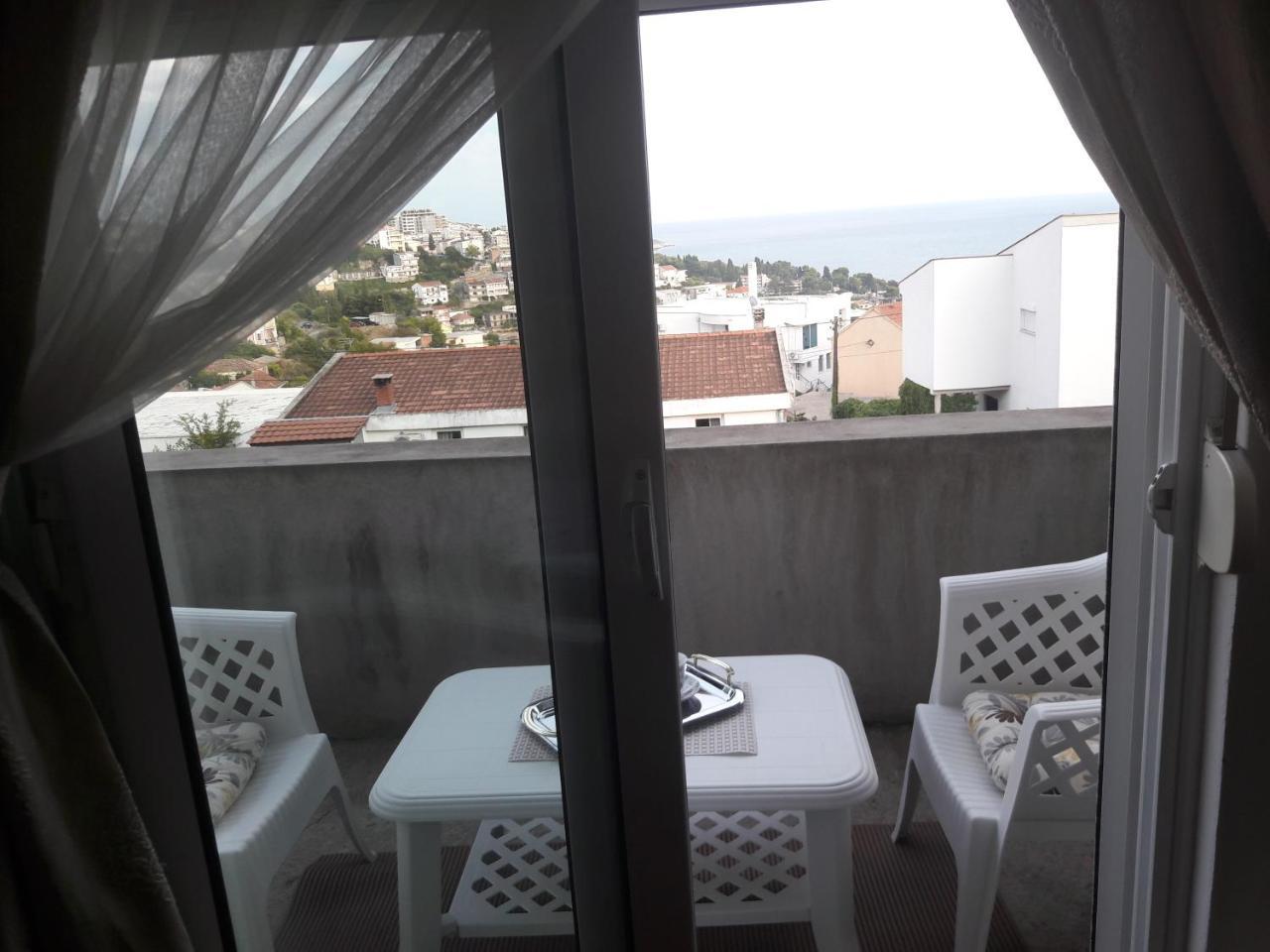 Apartments Dzan Ulcinj Exterior photo